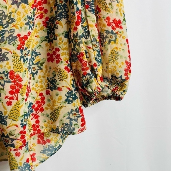 Pins & Needles Floral pleated blouse - Picture 7 of 11